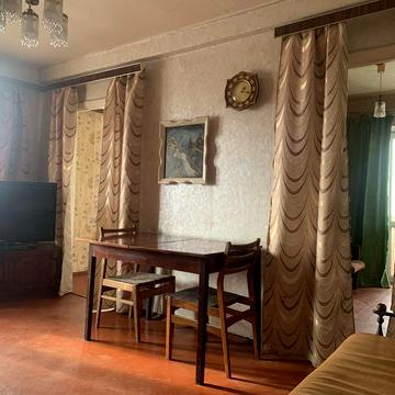 Продажа 4кв 77м Ул.Героев полка Азов 3 Метро 10 минут ходьбы. Свободна