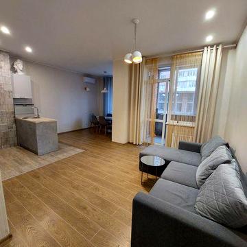 Сдаю 2 комн.кв.Центр города.ЖК Капитан