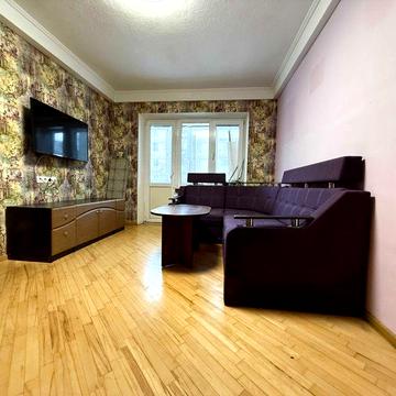 Оренда євро-двох кім. кв.,Чупринки вул. (Чудновського) 5, Ленінградка