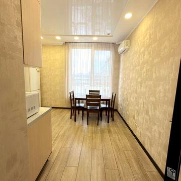 ДВОКІМНАТНА  роздільна, в ЖК Паркленд, Практична 1 Метро Васильківська