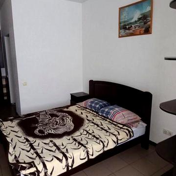 Продам 2-к квартиру с ремонтом ЖК Александровский (3-276-620 НП)