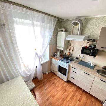 Продам 2х кімнатну квартиру в центрі міста