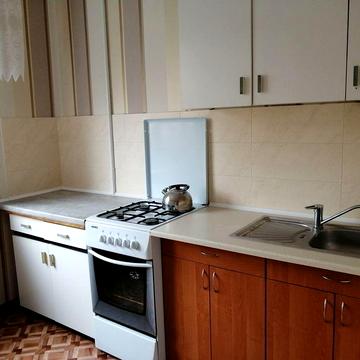 Сдається 2-х кімнатна. Масив Піщаний