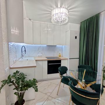 Митрополита Андрея Шептицького вул. (Анатолія Луначарського), 7