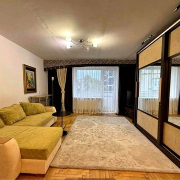 Оренда просторої 2 кімнатної квартири