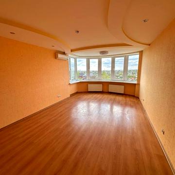 Героїв Небесної Сотні вул. (Федька), 3/1