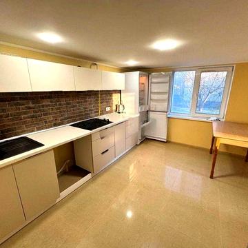 Продам дачу, під ремонт, газ, тепла підлога, 4 кімнати, с. Проців