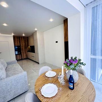 Продаж сучасної , просторої квартири ЖК Status ЖК Status