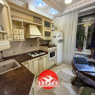 Продается 2-х комнатная полнометражная квартира на Мира