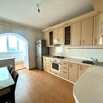 Двокімнатна квартира в с. Фурси