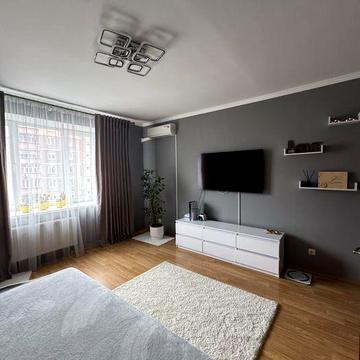 Продаж 1к квартири