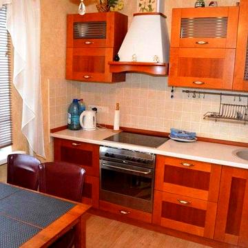 Троєщина, бульвар Висоцького.