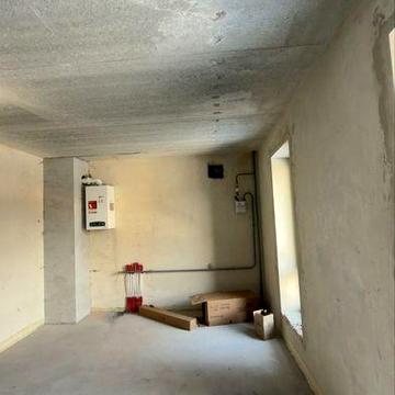 Продаж 2-х кімнатної квартири з газовим котлом і теплою підлогою