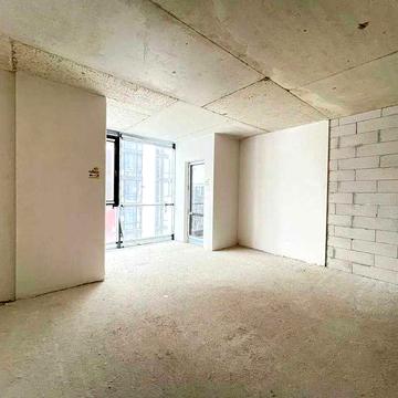 Велика 1-кім з кухнею-студією 1-кім