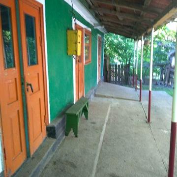 Будинок в розвиненому селі