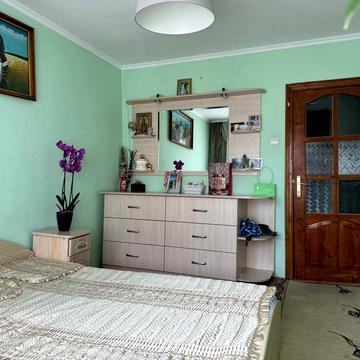 Продаж 4 кімнатної квартири по вул Пасічна.