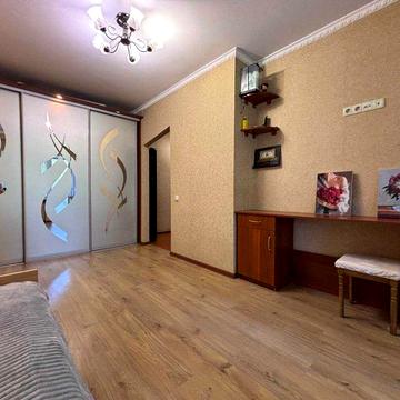 Здам 1, вул. Олекси Тихого 34/36, метро Шулявська