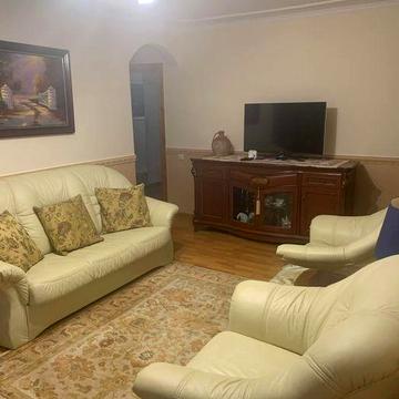 Квартира двокімнатна.