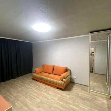 Оренда 1к квартири на вул. Новокримська 2ё