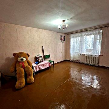 Продам 3х комн. квартиру Знаменка.