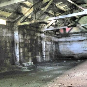 Центральна, 48