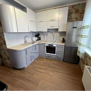 Оренда Новомостицька-Замковецький 36м2 С.Данченка 28