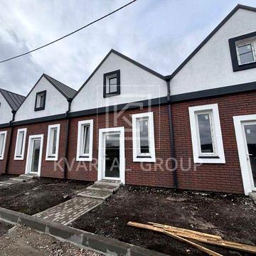 В продажу ТаунХаус в предмісті Києва поруч з Лісом