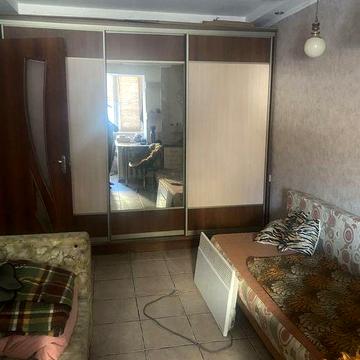 Двух кімната квартира вул Офіцерська.