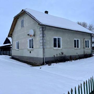 Будинок в селищі Журавно