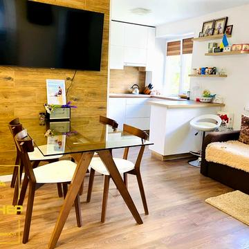 Театральна вул. (Воровського), 35