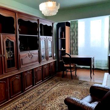 Аренда 2-к. кварт., ул. Л. Лукьяненко (Тимошенко), 6 А, м «Минская»