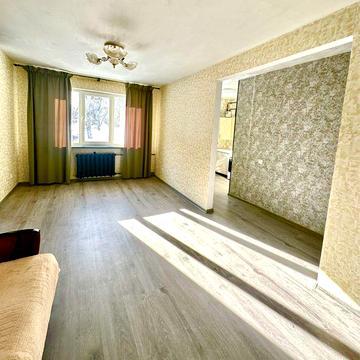 Центр ,Вал, вул.Серьожнікова!2-х кiмнатна,Ремонт,Світло-Є!