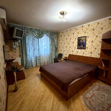 Оренда 3-и кімнатної Центр