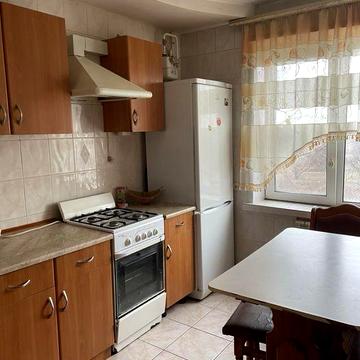 Сдам 2-х комн. Преобрпженского 17