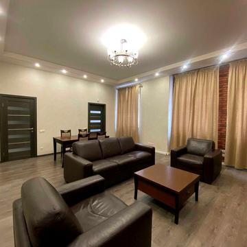 Здається квартира  на Воздвиженці з можливістю встановлення інвертора