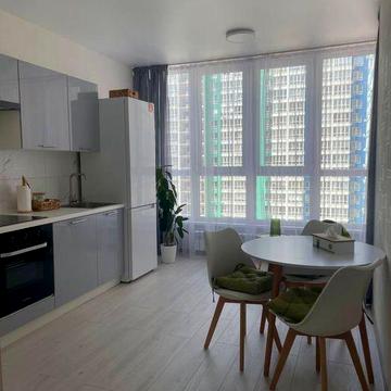 Здається квартира у ( Кадор-містечку)