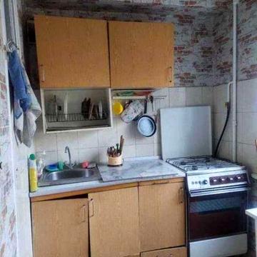 2-кімн. кв-ра Стеценка вул. 2, 47 м.кв метро Сирець-5 хвилин.