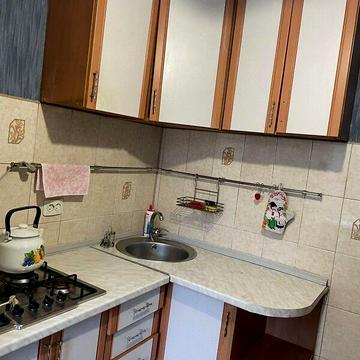 Довгострокова оренда 1к Квартира Євгена Танцюри (Генерала Петрова) вулиця