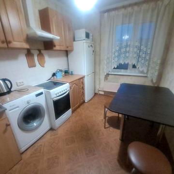 Сдам двухкомнатную квартиру на ул. Добровольского 133