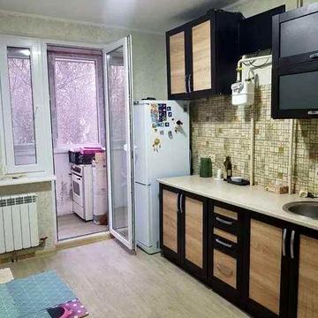 Однокомнатная кв. м. Индустриальная, ул. 92 Бригады