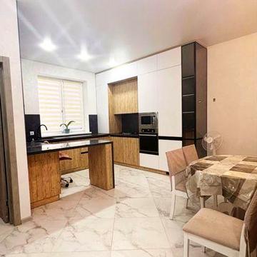 Оренда сучасного таунхауса в Агрономічному пров. Весняний