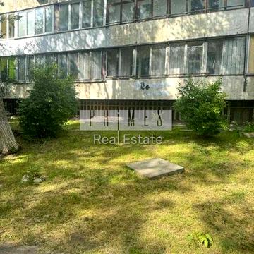 Продаж квартири 3-к 78м Без ремонту Печерськ Коновальця 37 Фасад!