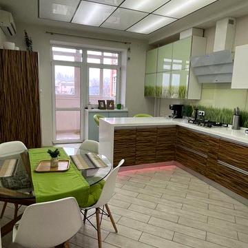 Продається 3-кімнатна квартира  вул. Доктора Самойловича