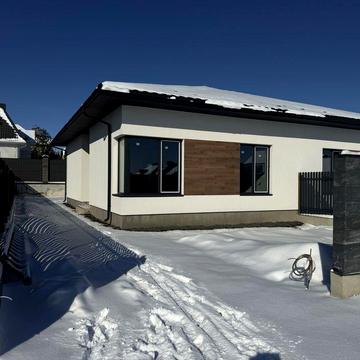 Продаж будинку Дуплекс Зміїнець! Буде оздоблений двір !