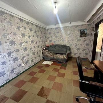 Продам 1-комн возле ЦНАПа Yanova