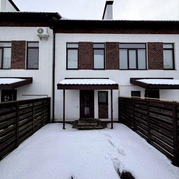 Таунхаус 115,5 м² у Стоянці (Ірпінь) з терасою, 3 поверхи, 3 санвузи