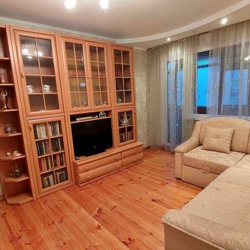 Гвардійців-Широнінців вул., 93