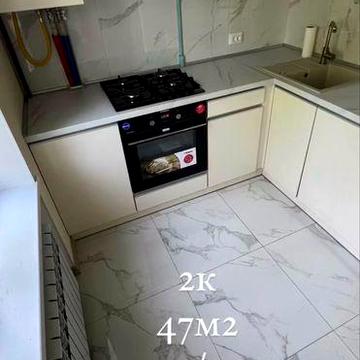 Продам ТЕРМІНОВО СВОЮ квартира без посередників!