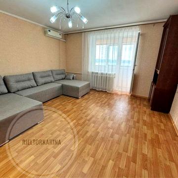 Троїцька/Велам 3кімн квартира в оренду на 9 поверсі