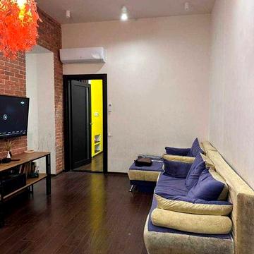 Продам 2-кімнатну квартиру в Центрі Дніпра/ Яворницького/ Артема